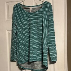 GUC LuLaRoe Teal and White Polka Dot Lynnae Long Sleeve Top M